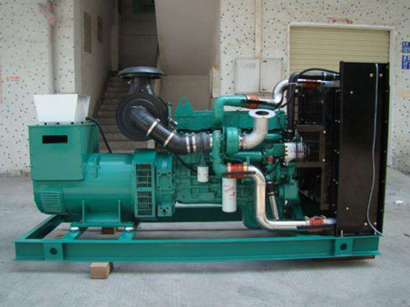 濮阳1100kw康明斯柴油发电机组图片 濮阳1100kw康明斯柴油发电机组图片